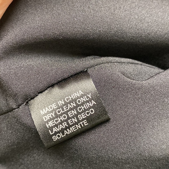 Tahari plus size pantsuit - Picture 8 of 8